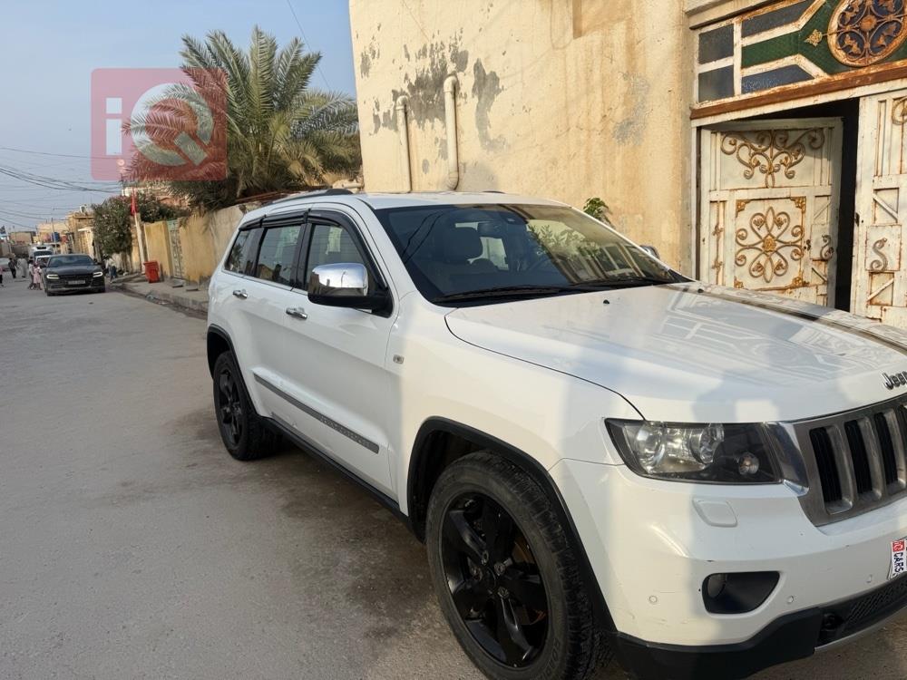 جيب جراند شيروكي